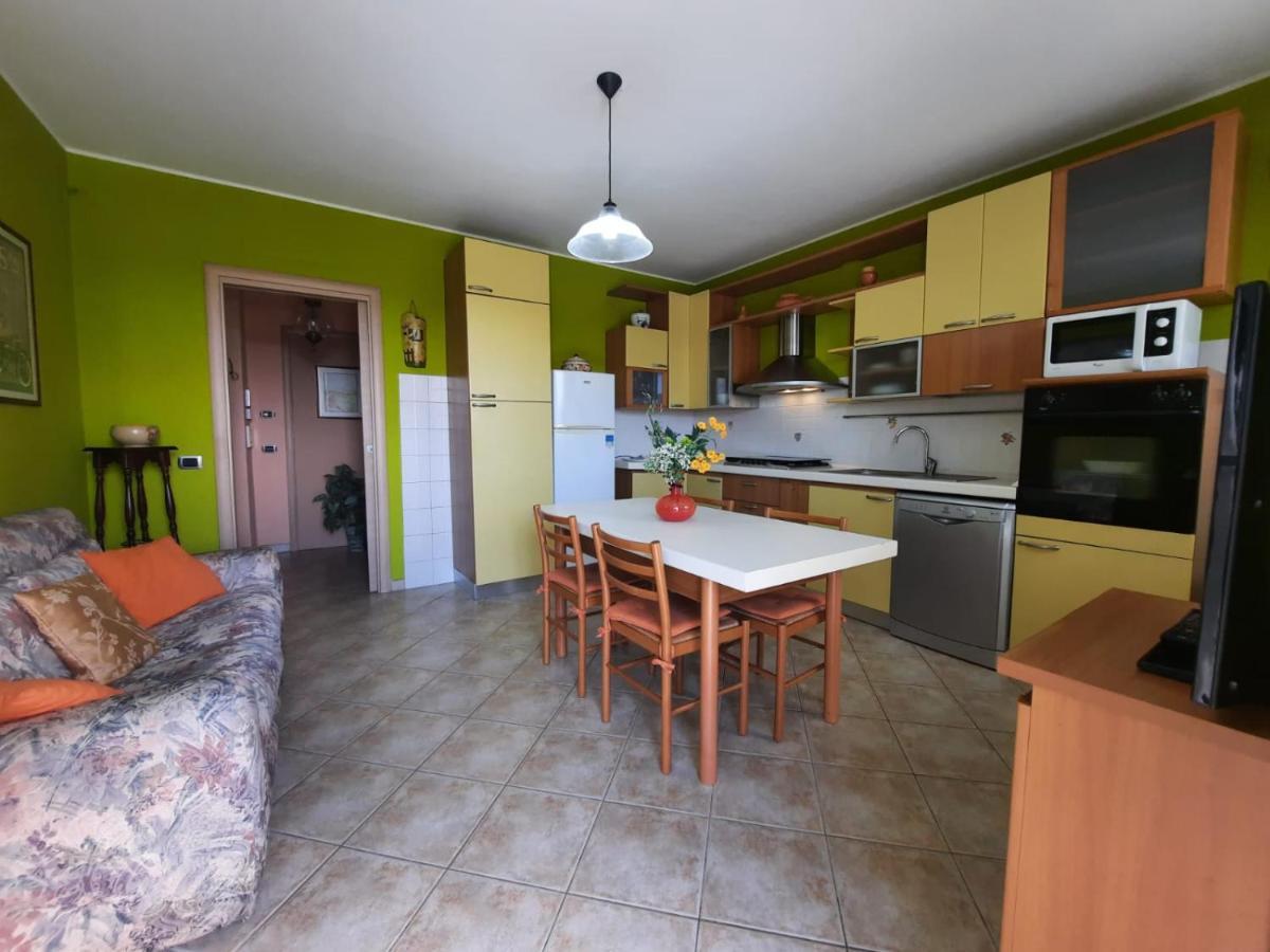 Sunny House Apartment Diano d'Alba Exterior photo